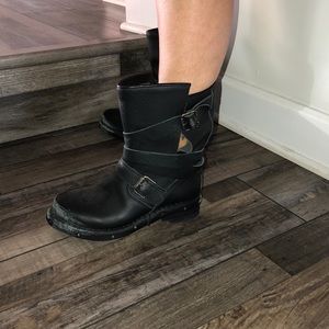 Chinese Laundry Boots